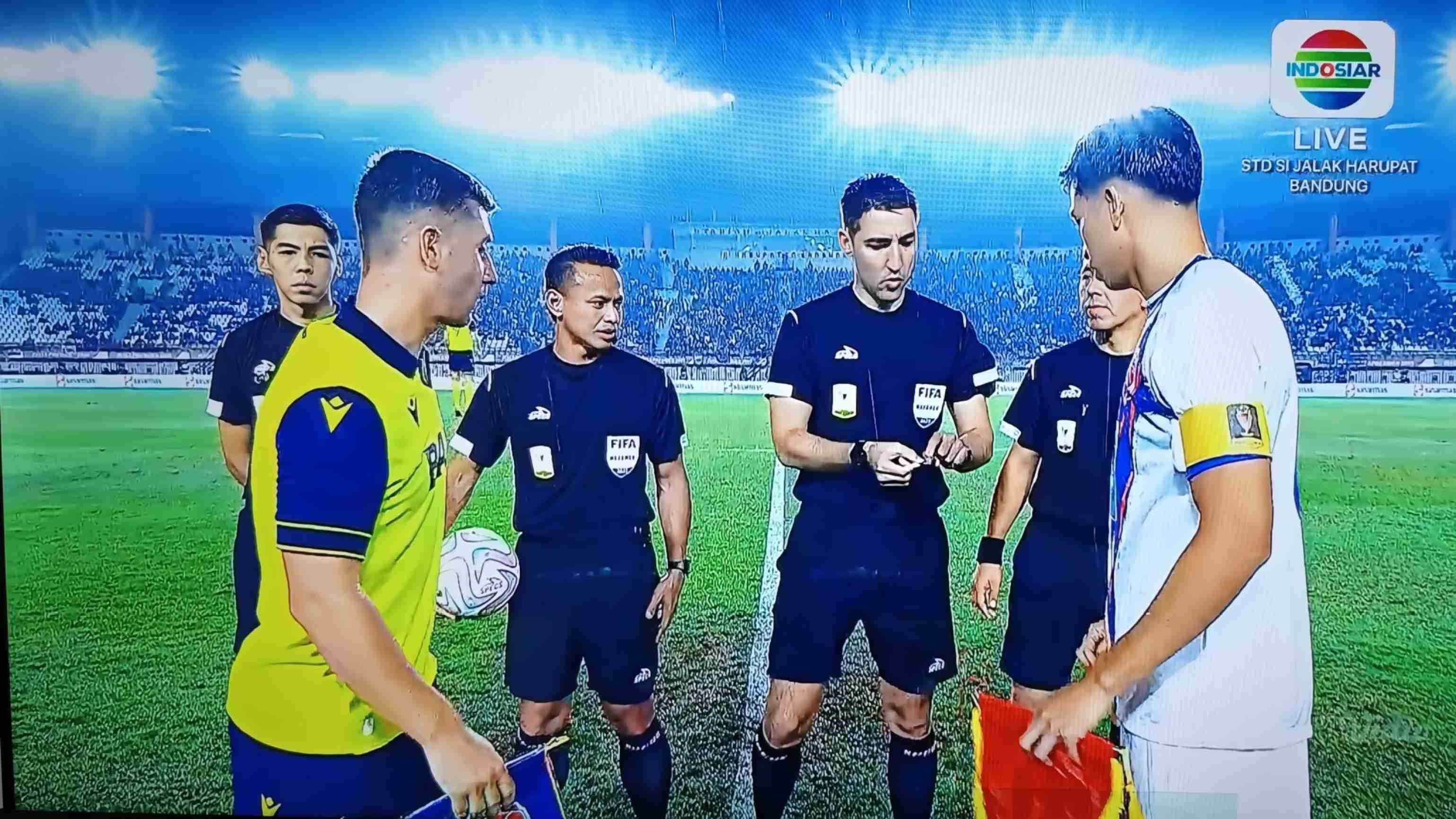 LIVE NOW! Final Piala Presiden 2025 Oxford United vs Port FC: Ajang Duel Marselino dan Asnawi di Bandung