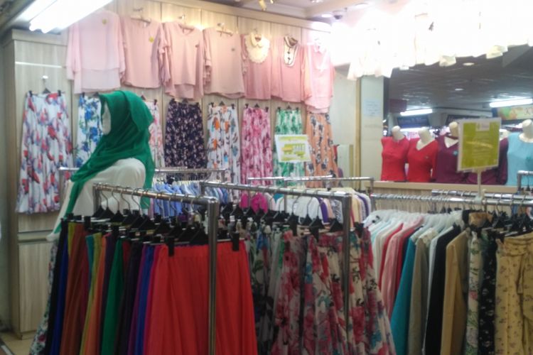 Gawat, Baju Impor Asal China Rupanya Dijual Murah di Pasar Tanah Abang