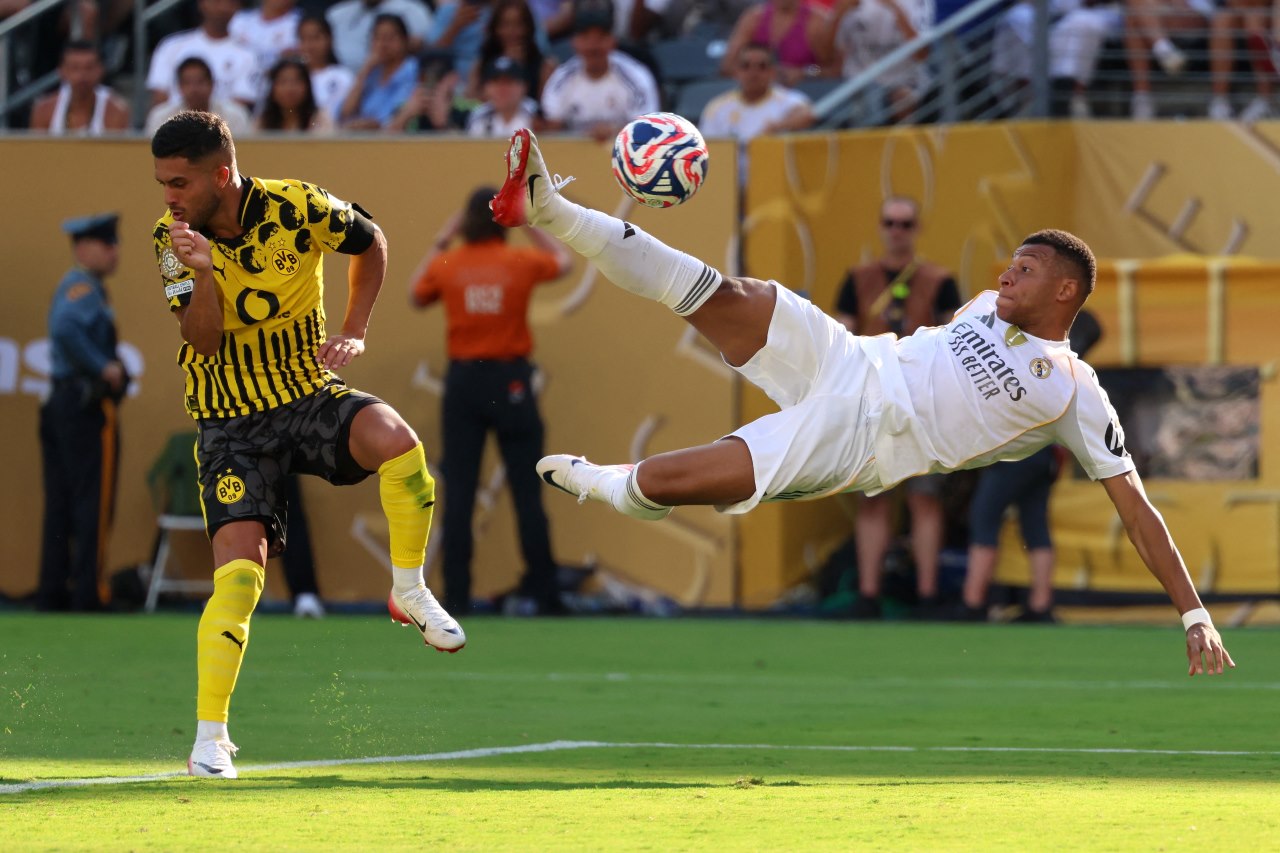 Real Madrid vs Dortmund 3-2, Mbappe Bawa Los Blancos Survive dari 10 Menit yang Gila!