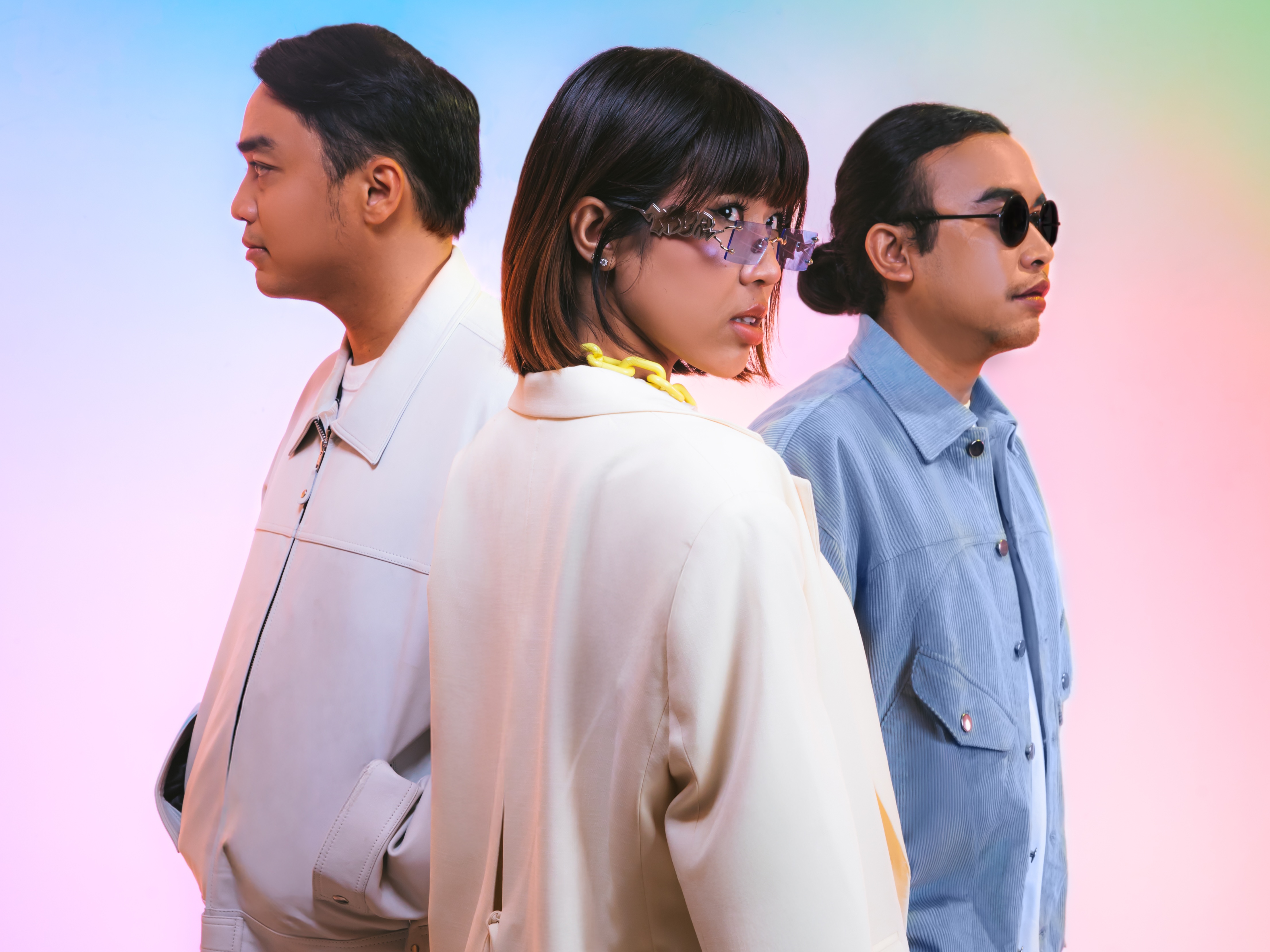 IyaIya, Single Baru Whisnu Santika, Satir yang Menyelinap Lewat Irama Musik