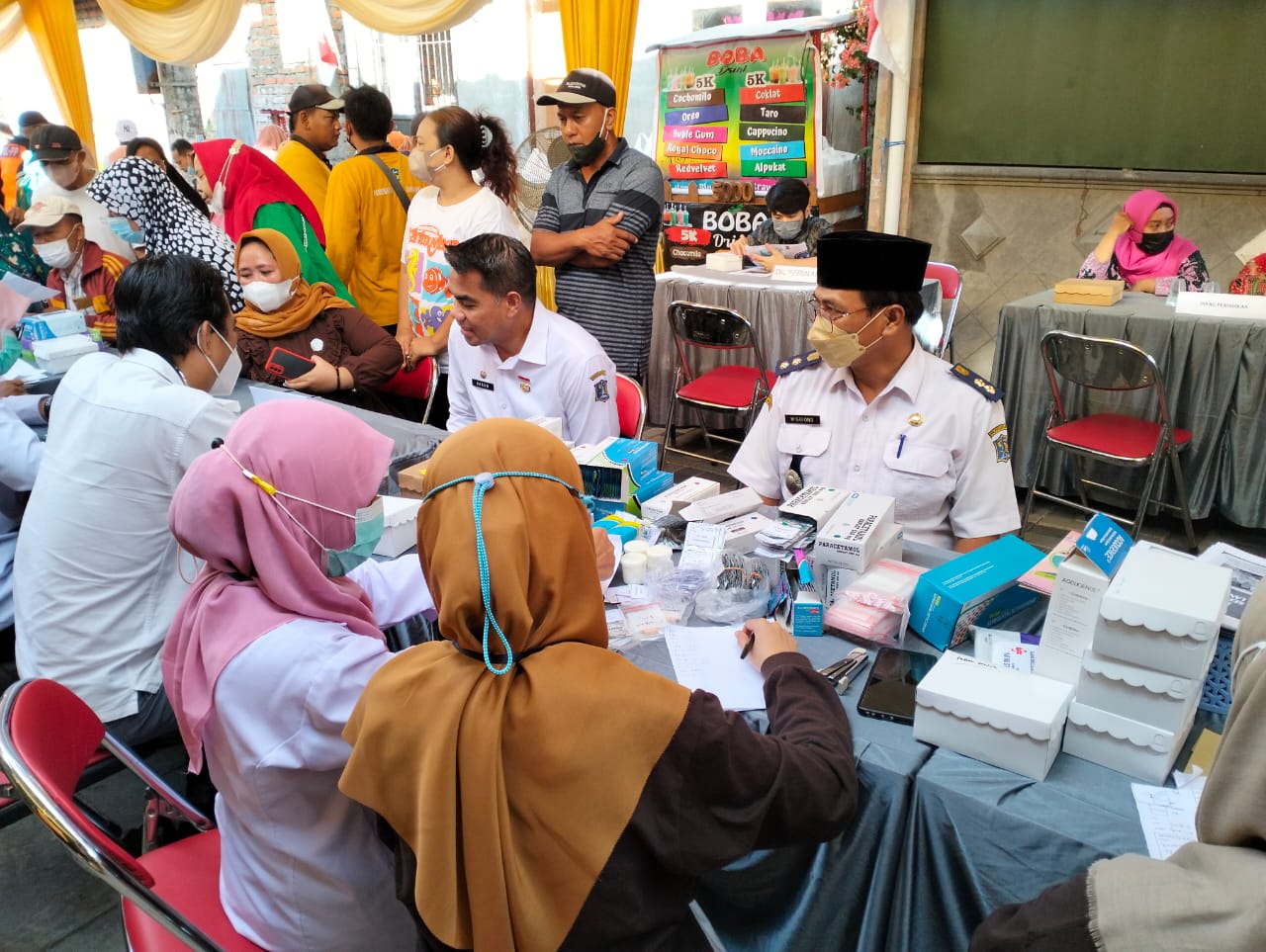 Menengok Baksos dan Pelayanan Terintegrasi Pemkot Surabaya di Kecamatan di Lakarsantri 