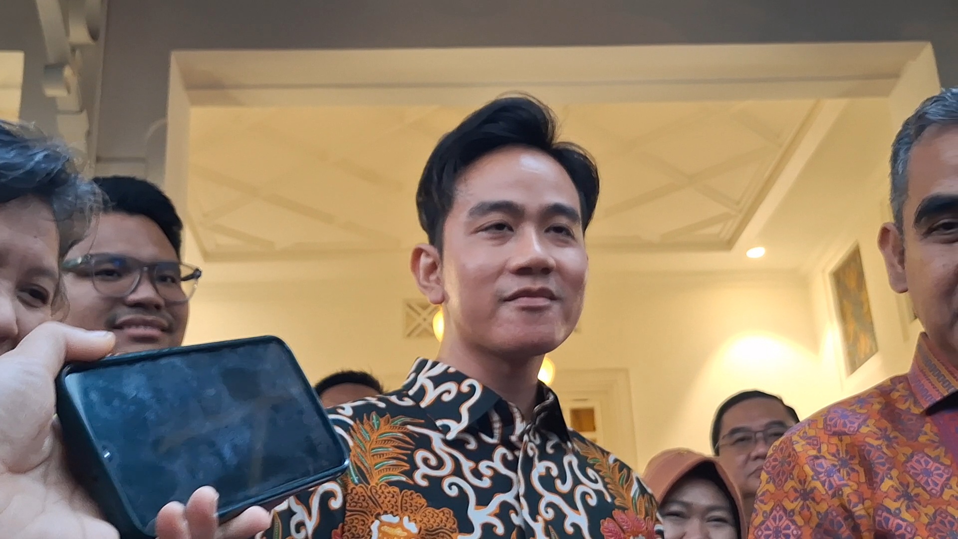 Gibran Akui Dapat Bocoran Soal Calon Menteri di Kabinet Prabowo