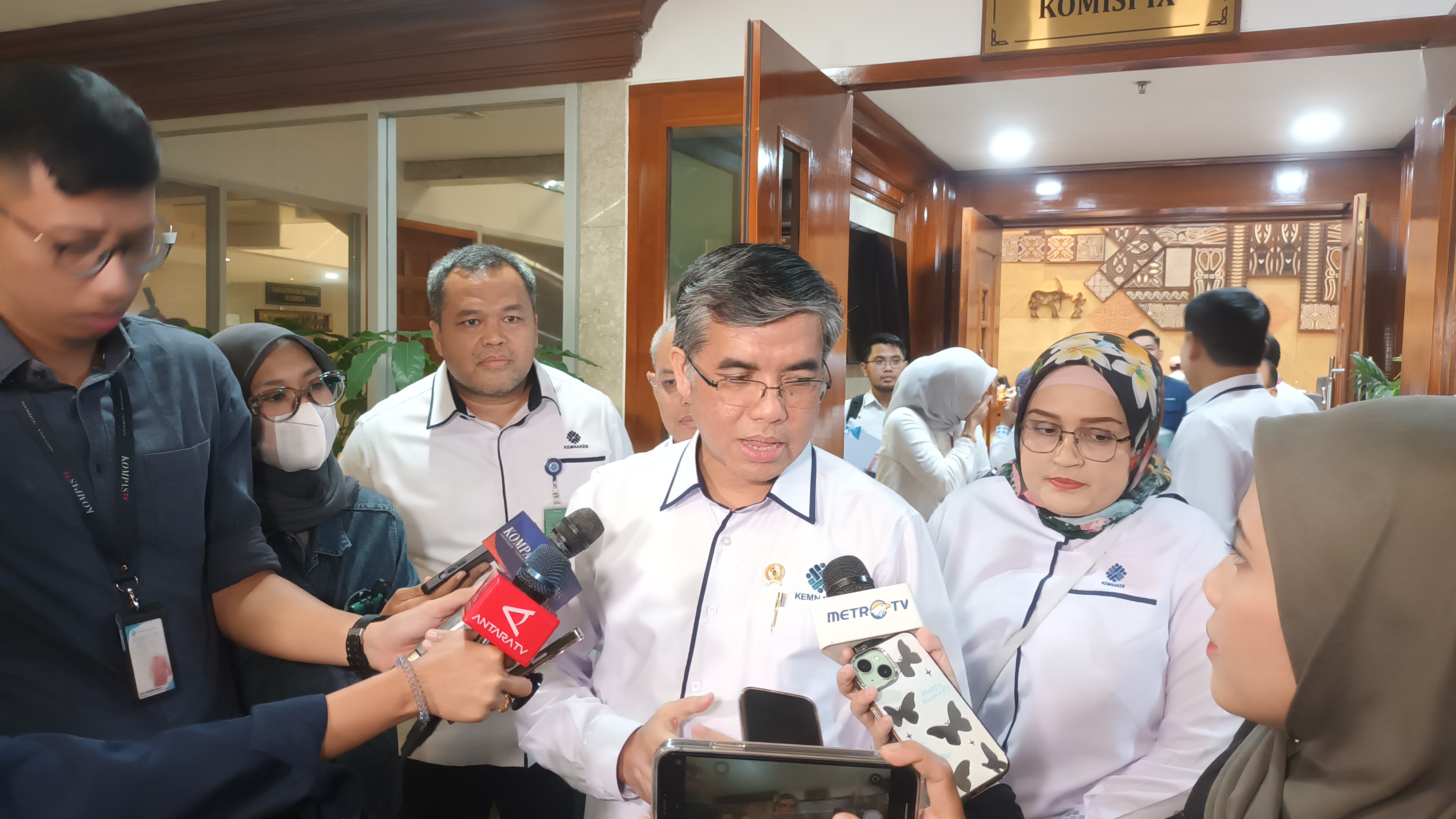 Pencairan BSU 2025 Sudah 90%! Cek Nama Kamu Sekarang Sebelum Terlambat!