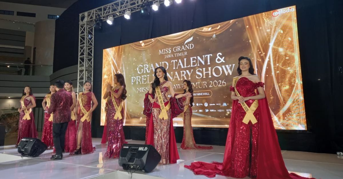 Malam Preliminary Show Miss Grand Jawa Timur, Finalis Promosikan Kuliner Lokal dan Peragakan Gaun Malam