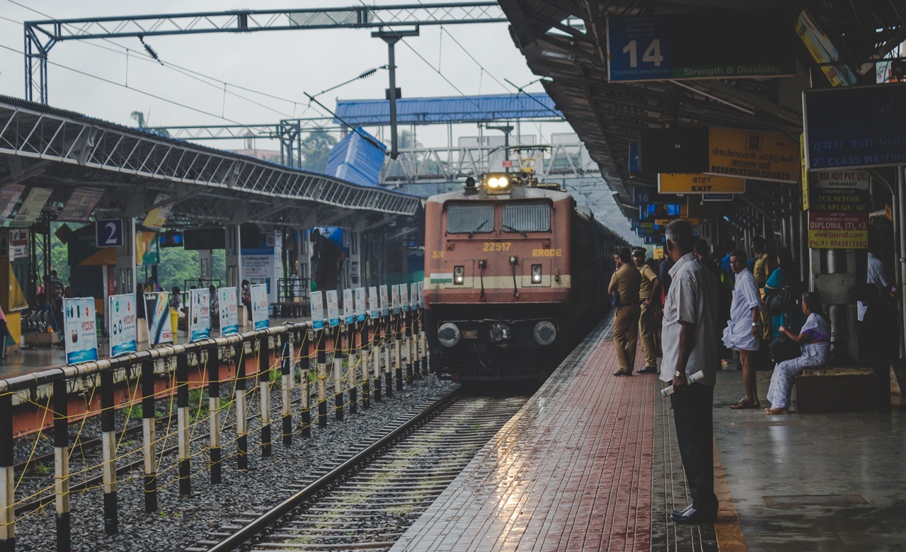 Lost and Found KAI Daop 8 Simpan 173 Tumbler