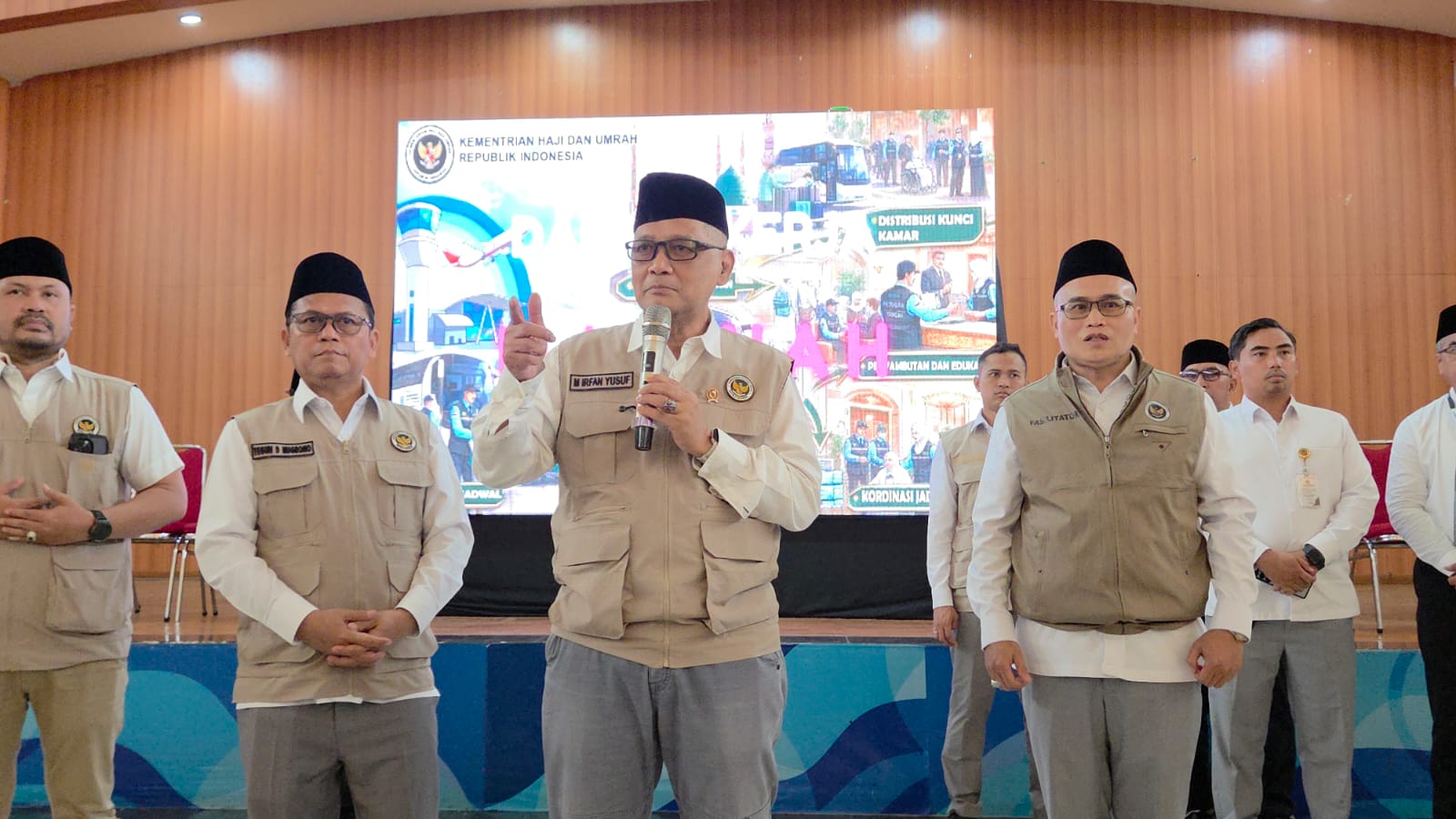 Menhaj Tegaskan Petugas Jadi Penentu Sukses Ibadah Haji 2026