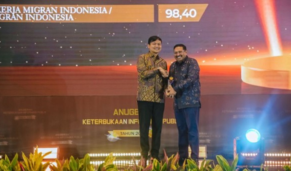 Delapan Tahun Berturut-turut, Kemkomdigi Kembali Raih Predikat Informatif