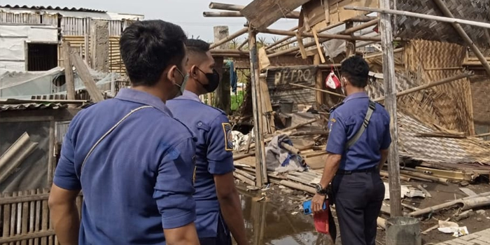 Puting Beliung Hantam Tangerang, Sejumlah Rumah Rusak dan 1 Roboh