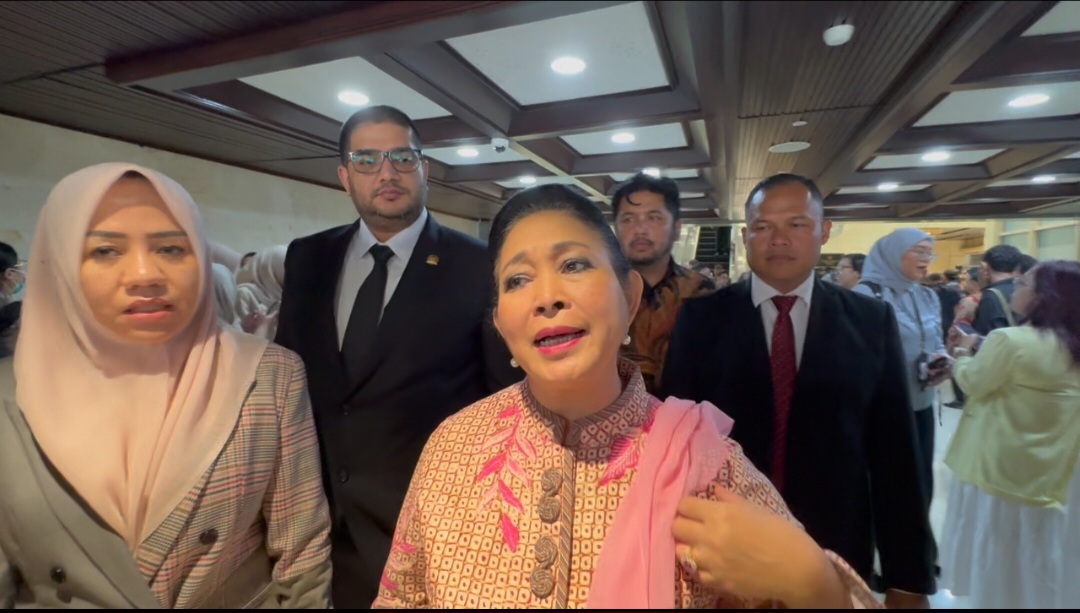 Titiek Soeharto Heran Ada Pagar Laut 30 Km: Separo Jagorawi, Gak Bisa Dibikin 1-2 Hari!