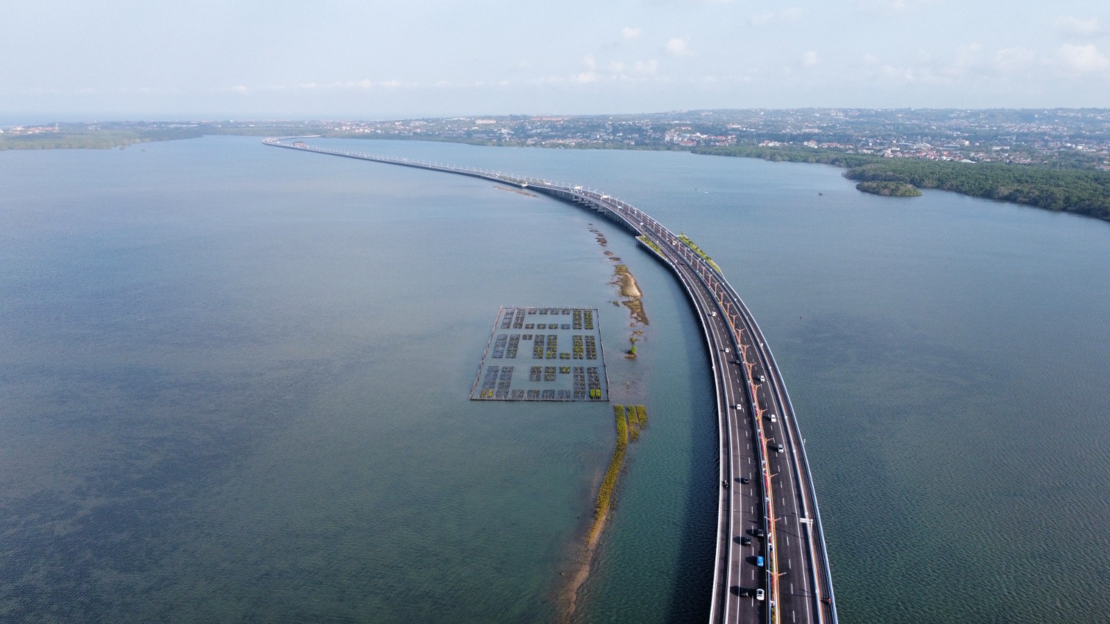 Bali, Manado, Kalimantan Dipadati Wisatawan Selama Libur Waisak, Ini Jalur Tol Paling Macet