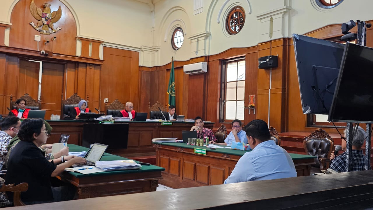 Sengketa Merek Minyak Kutus Kutus, Sosok Wanita Muda Ini Dibahas di Persidangan