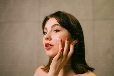 5 Langkah Basic Skincare untuk Pemula agar Kulit Tetap Glowing