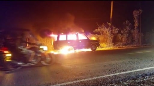Diduga Dimodifikasi Untuk Timbun BBM, Minibus Ludes Terbakar di Ogan Ilir