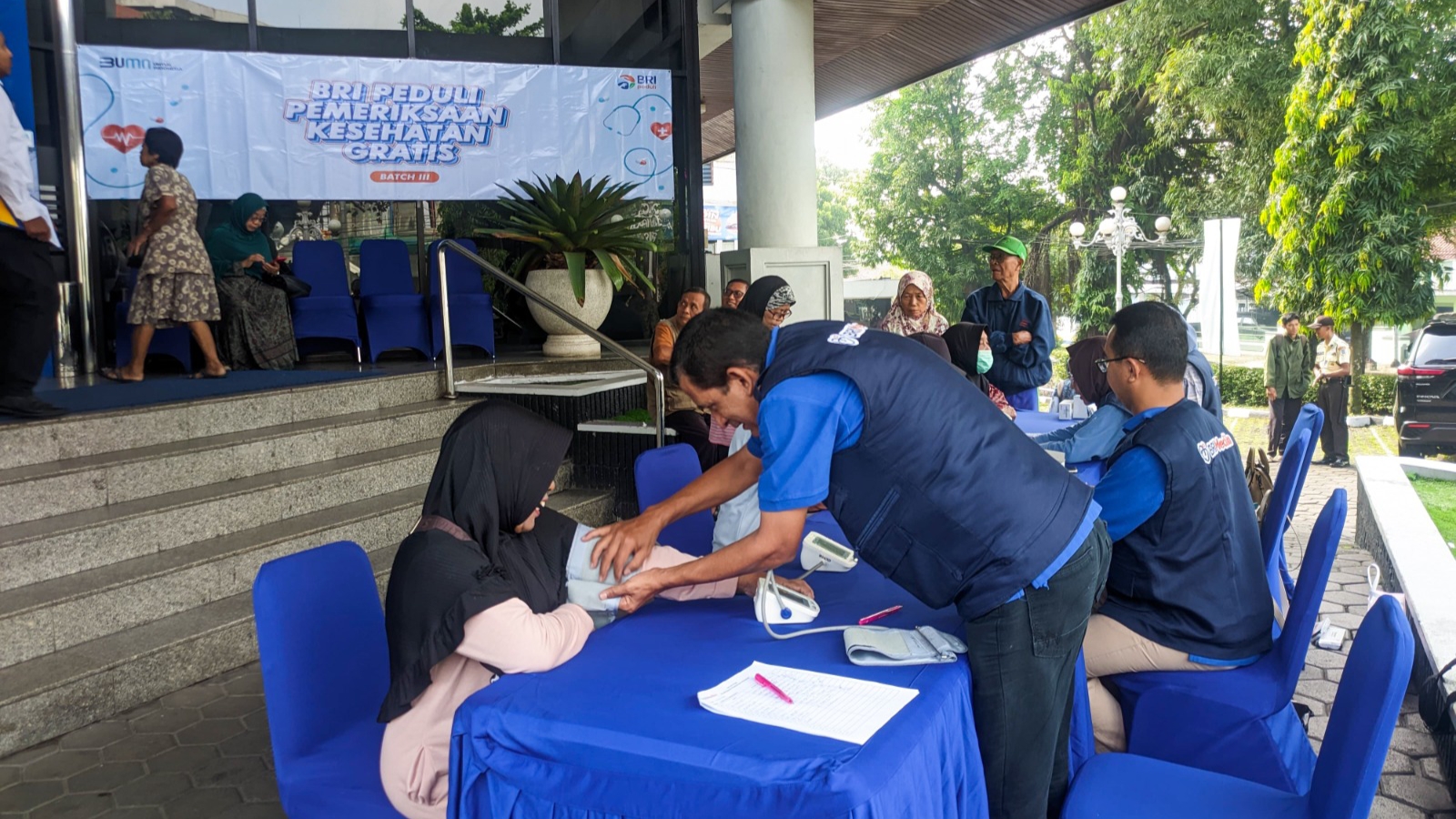 Tingkatkan Kualitas Hidup Masyarakat, BRI Peduli Gelar Pemeriksaan Kesehatan Gratis di 52 Titik Seluruh Indonesia