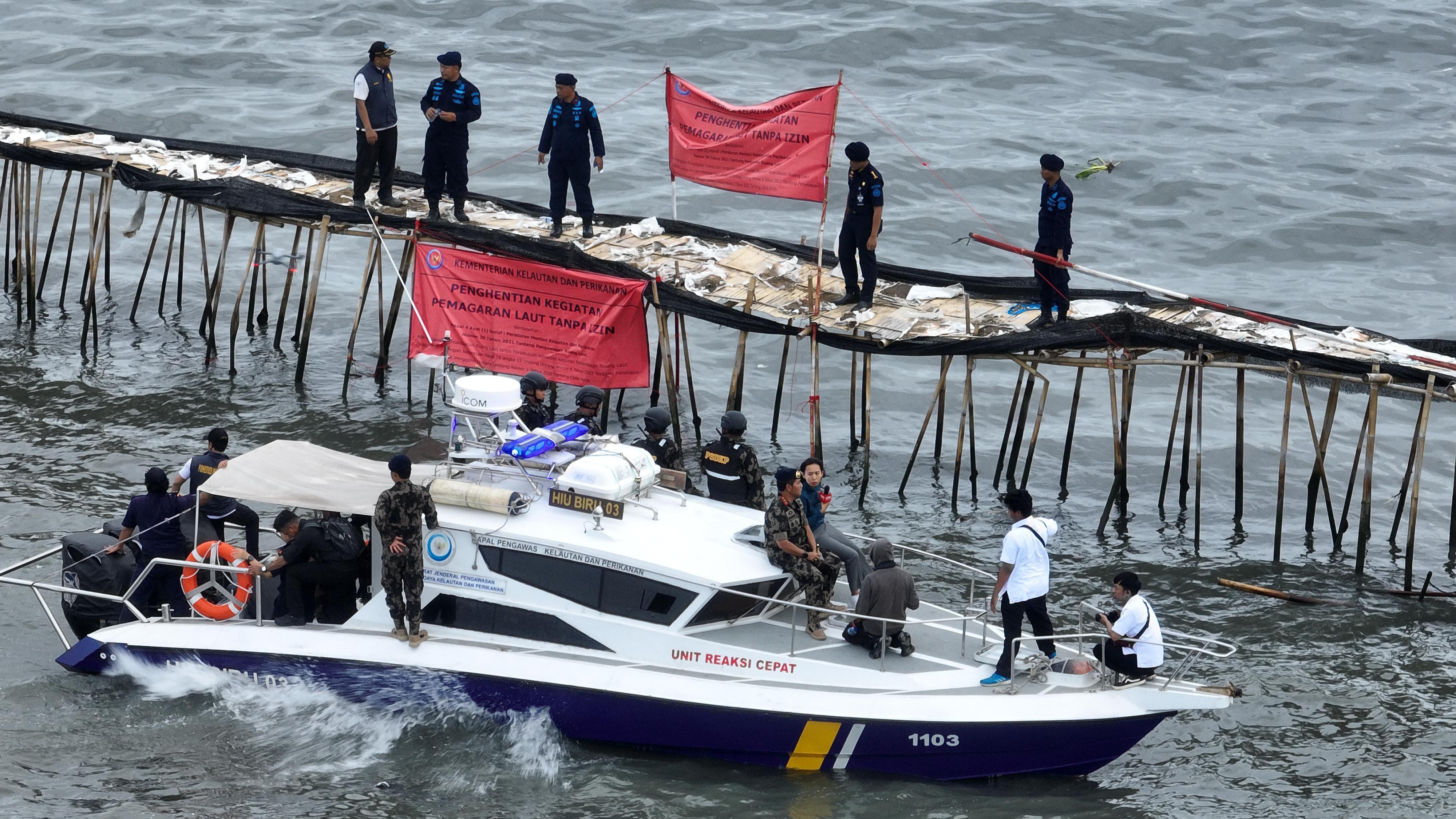 Penampakan Pagar Laut Tangerang yang Disegel Oleh KKP: Dasar Perairan Berupa Rubble dan Pasir  