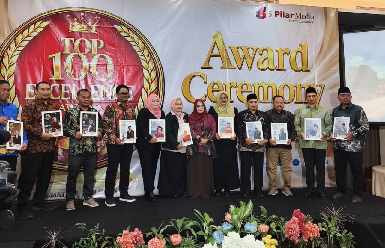 3 Sekolah Rakyat Raih Penghargaan Top 100 Excellence Award 2026