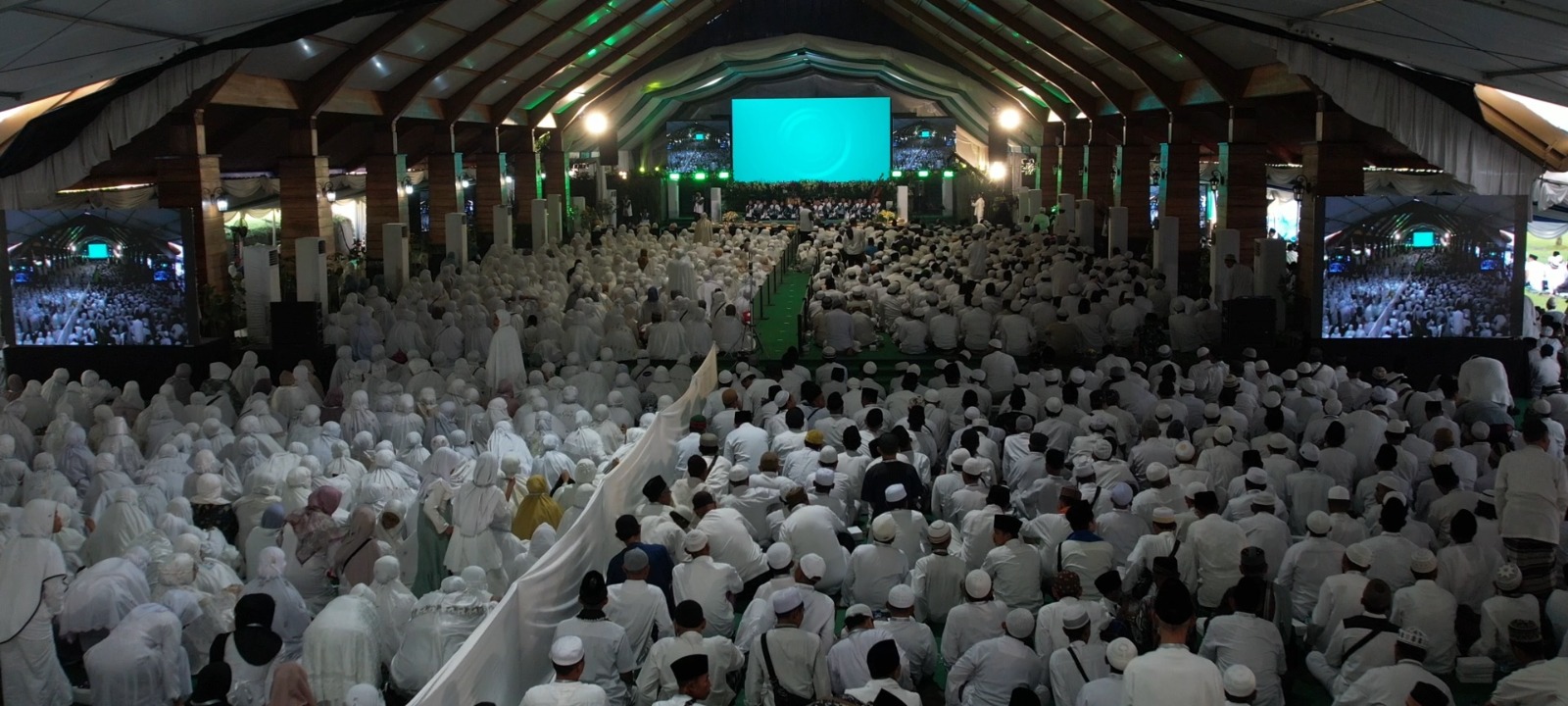 Menko Muhaimin Hadiri Hari Guru Tokoh Tasawuf Dunia di Surau Qutubul Amin Depok