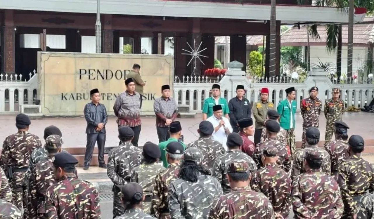 Jaga Kyai, Jaga Negeri, Ketua DPRD Kabupaten Gresik Sebut Pesantren Benteng Moral Bangsa