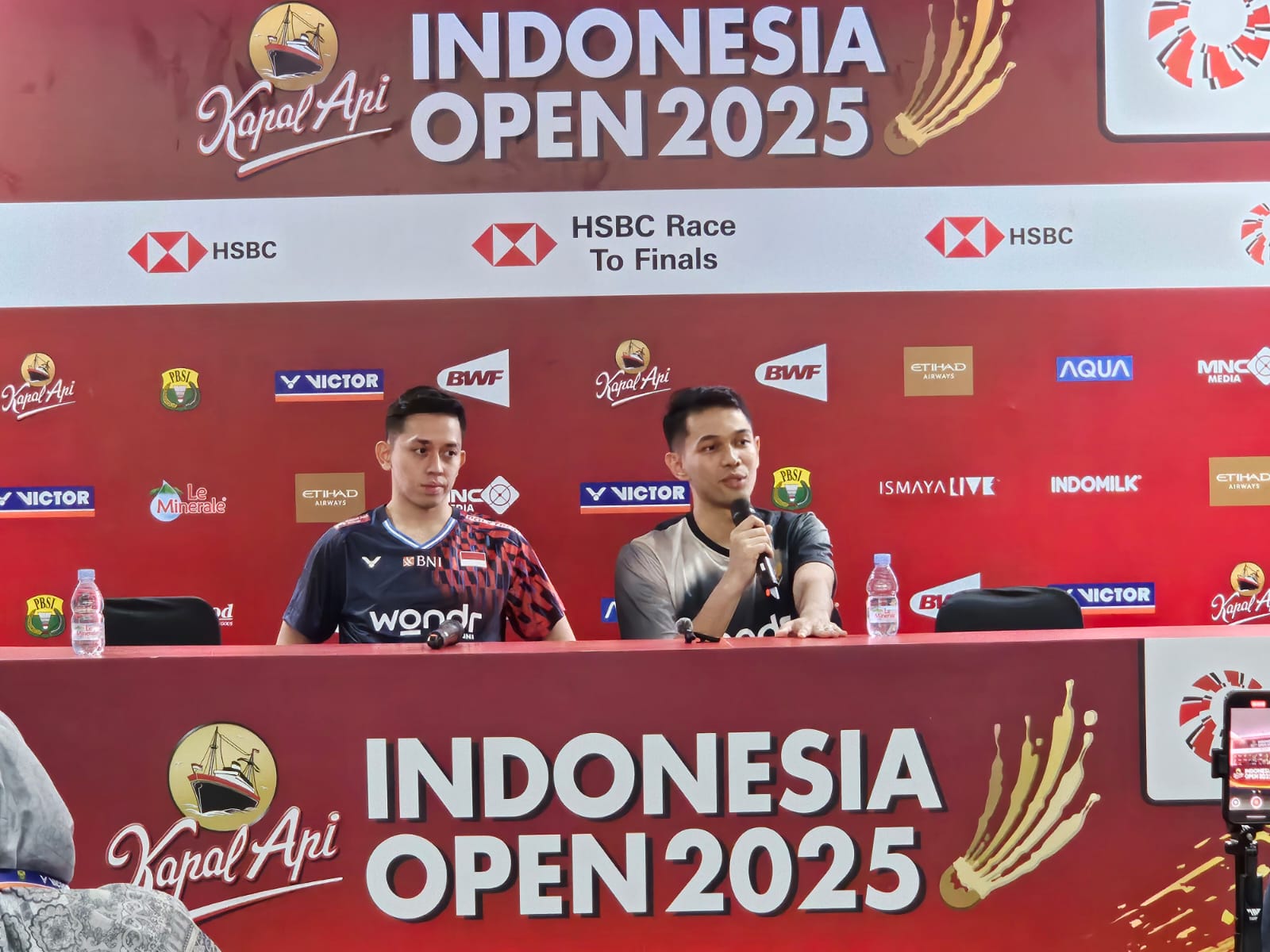 Fajar/Rian dan Sabar Reza ke Semifinal, Ganda Putra Jadi Penjaga Asa di Indonesia Open 2025