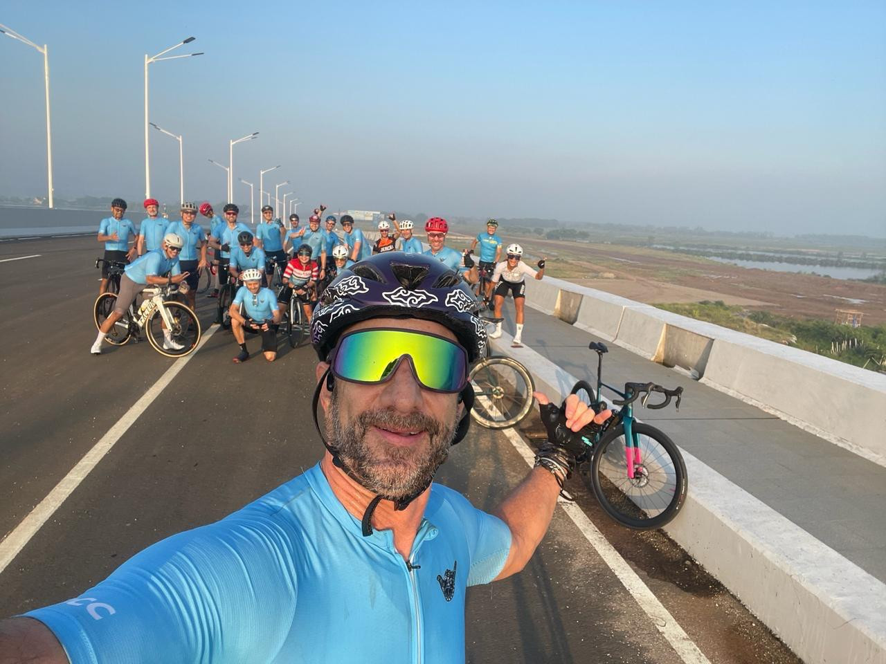 Wakil Dubes Australia Steve Scott Pamit, Gelar Farewell Ride Bareng Cyclist di Jakarta
