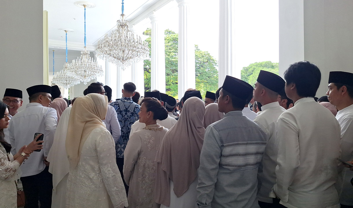 Masyarakat Mulai Padati Istana Kepresidenan untuk Open House Bersama Prabowo