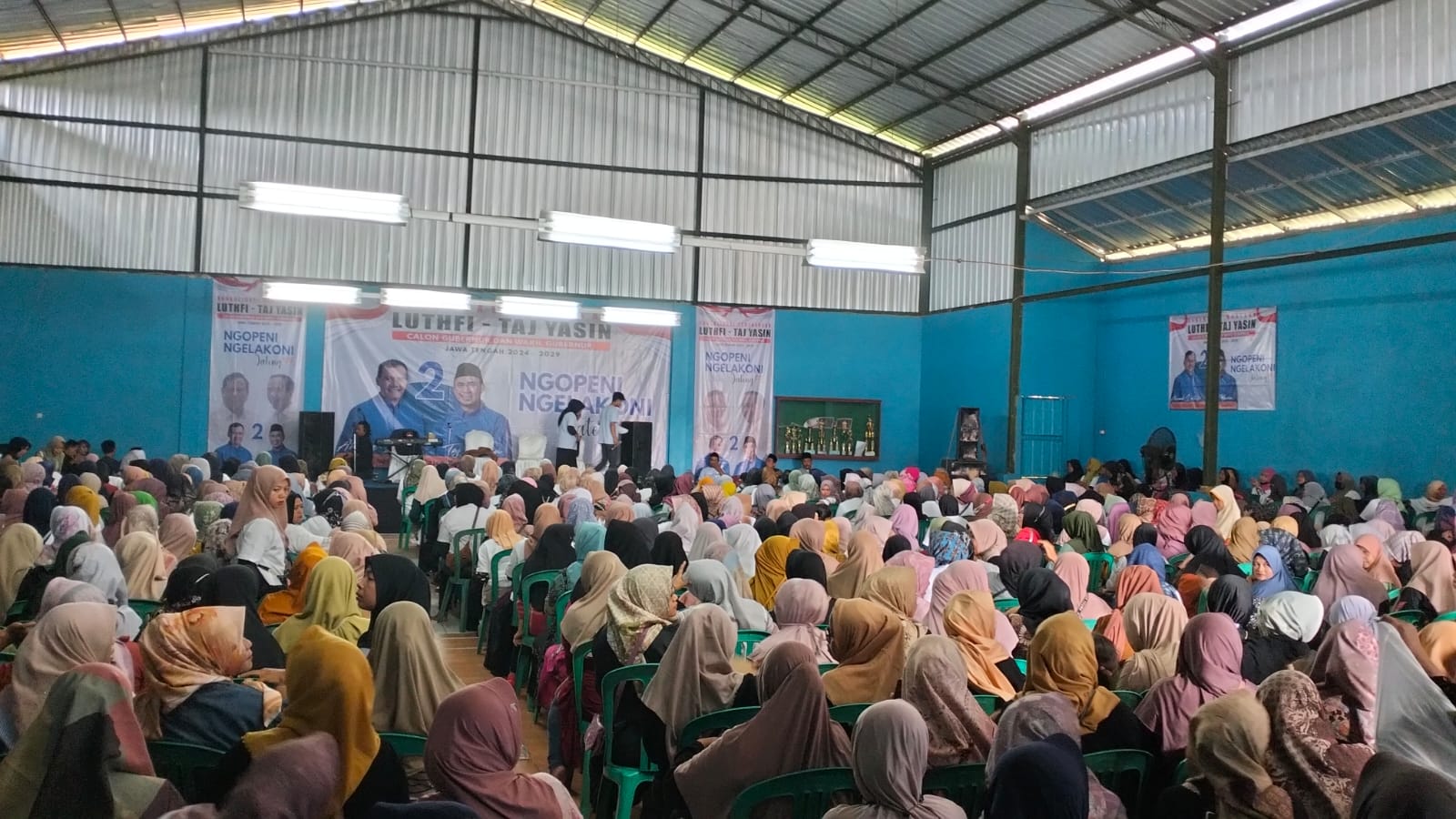 Setelah Pemalang, Ribuan Relawan Barisan Luthfi Bergerak Pekalongan Deklarasikan Dukungan untuk Luthfi-Yasin