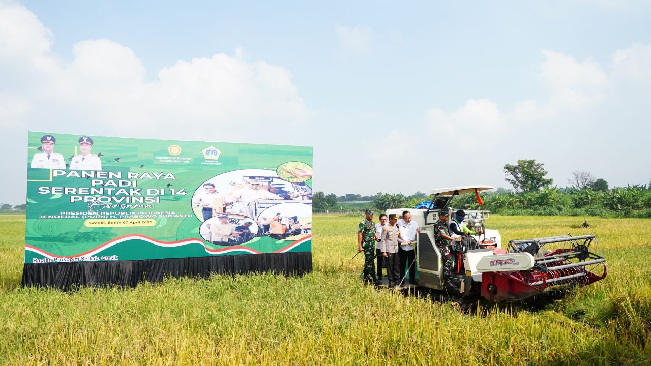 Wabup Asluchul Alif Apresiasi Petrokimia Gresik atas Ketersediaan 437.900 Ton Pupuk untuk Musim Tanam April 2025