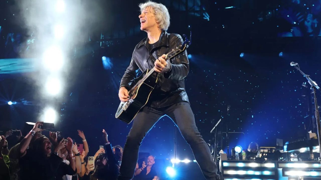 Infeksi Sinus, Jon Bon Jovi Tangguhkan Konser di Madison Square Garden