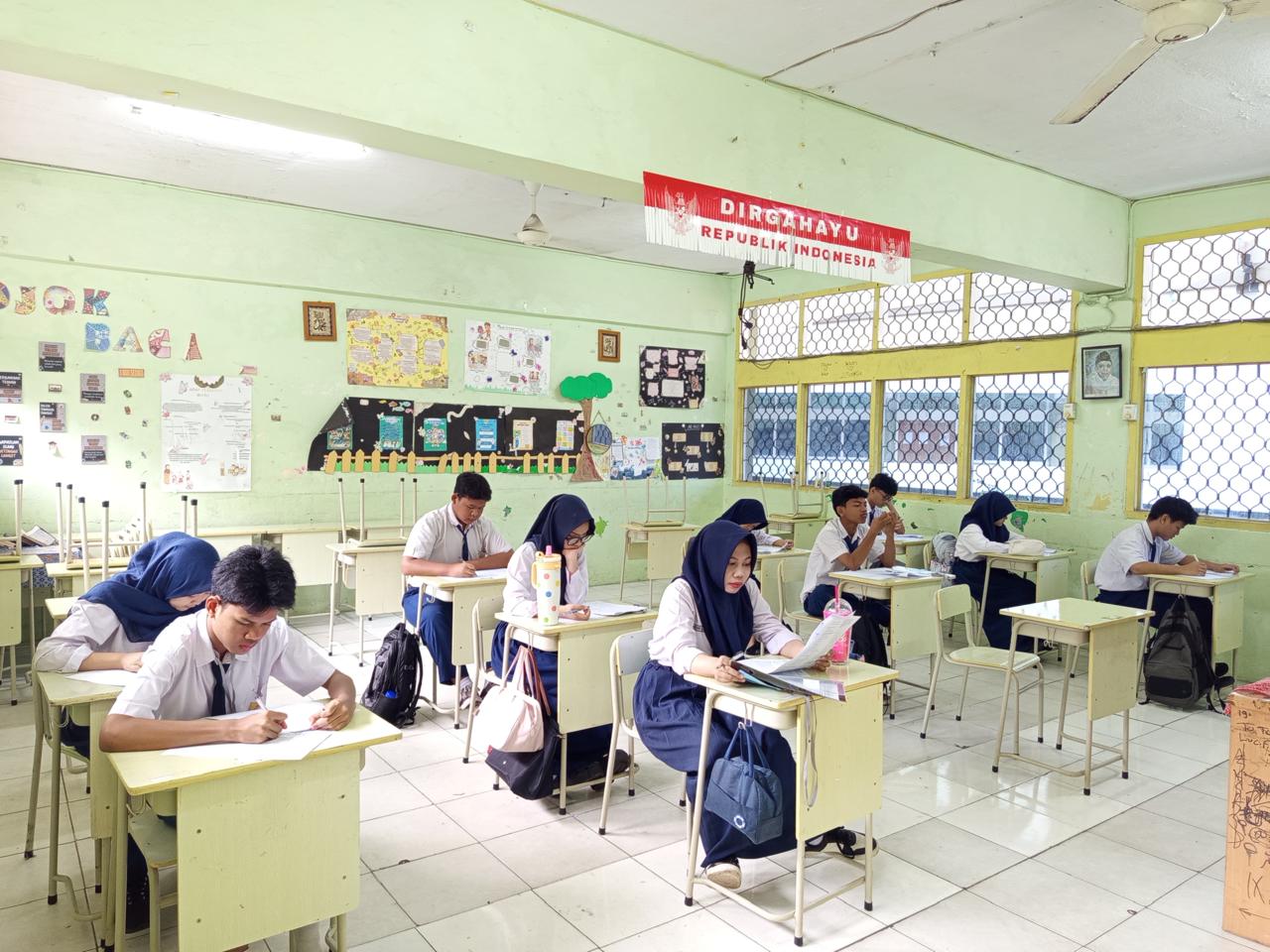 DKI Gelontorkan Rp1,76 Triliun untuk KJP Plus dan KJMU 2026, Sasar 723 Ribu Pelajar-Mahasiswa