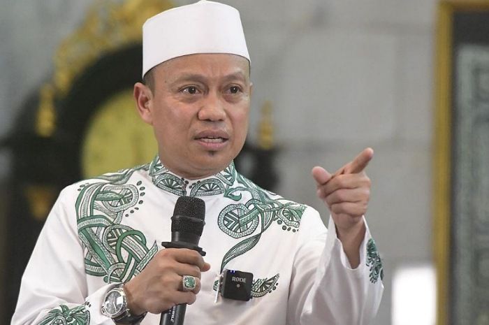 Ustadz Das`ad Latif Menangis Nama Muhammad Buat Promo Miras Holywings