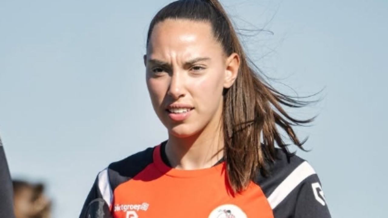 Profil Iris de Rouw: Kiper Naturalisasi Berdarah Lumajang, Siap Jaga Gawang Garuda Putri!