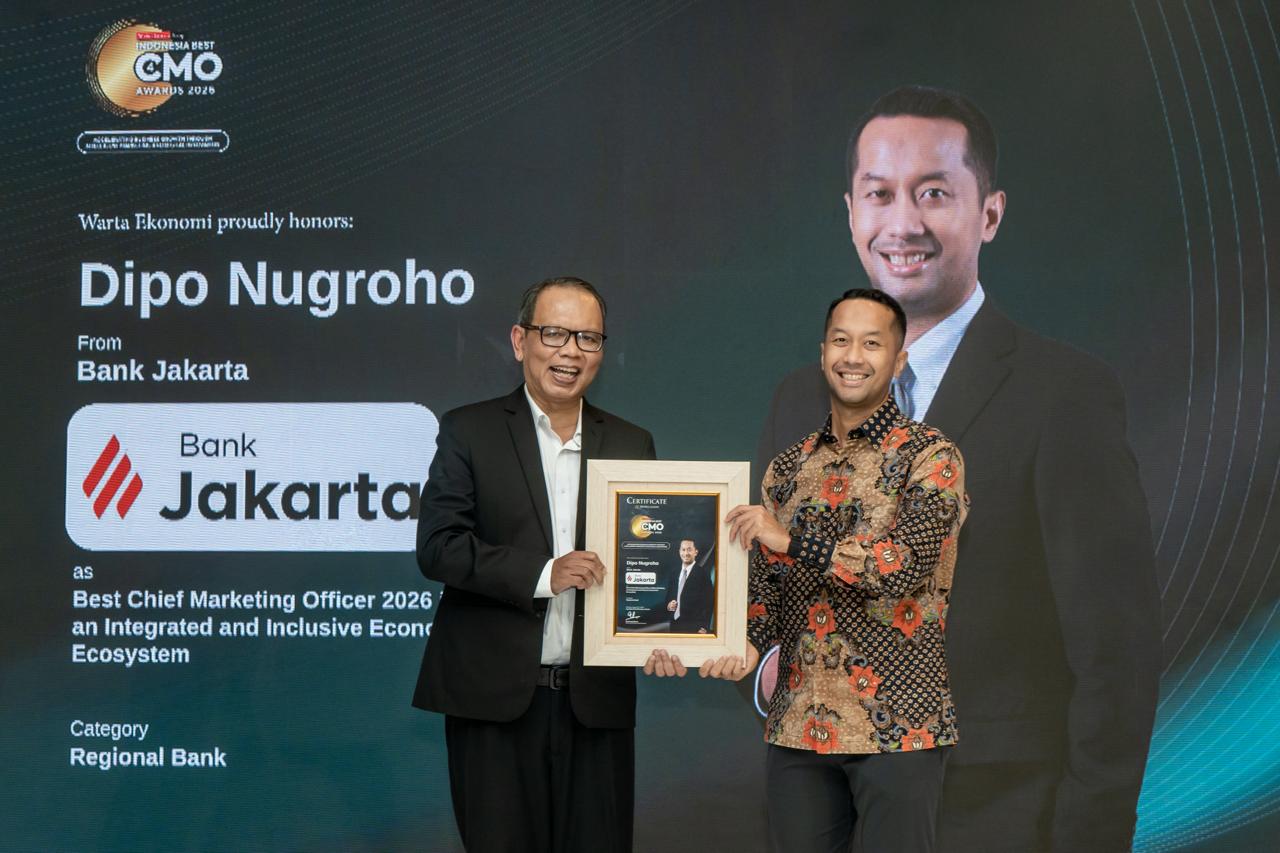 Bank Jakarta Menerima Indonesia Best CMO Awards 2026 dari Warta Ekonomi