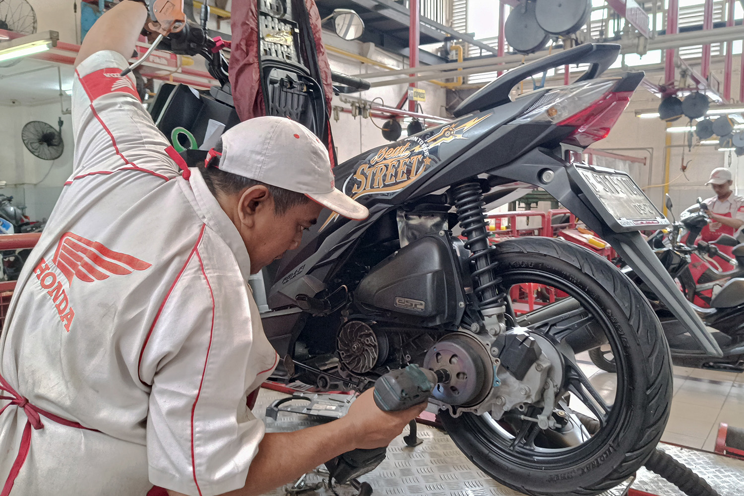 Jangan Remehkan Kampas Ganda, Si Kecil Penentu Performa Motor Anda