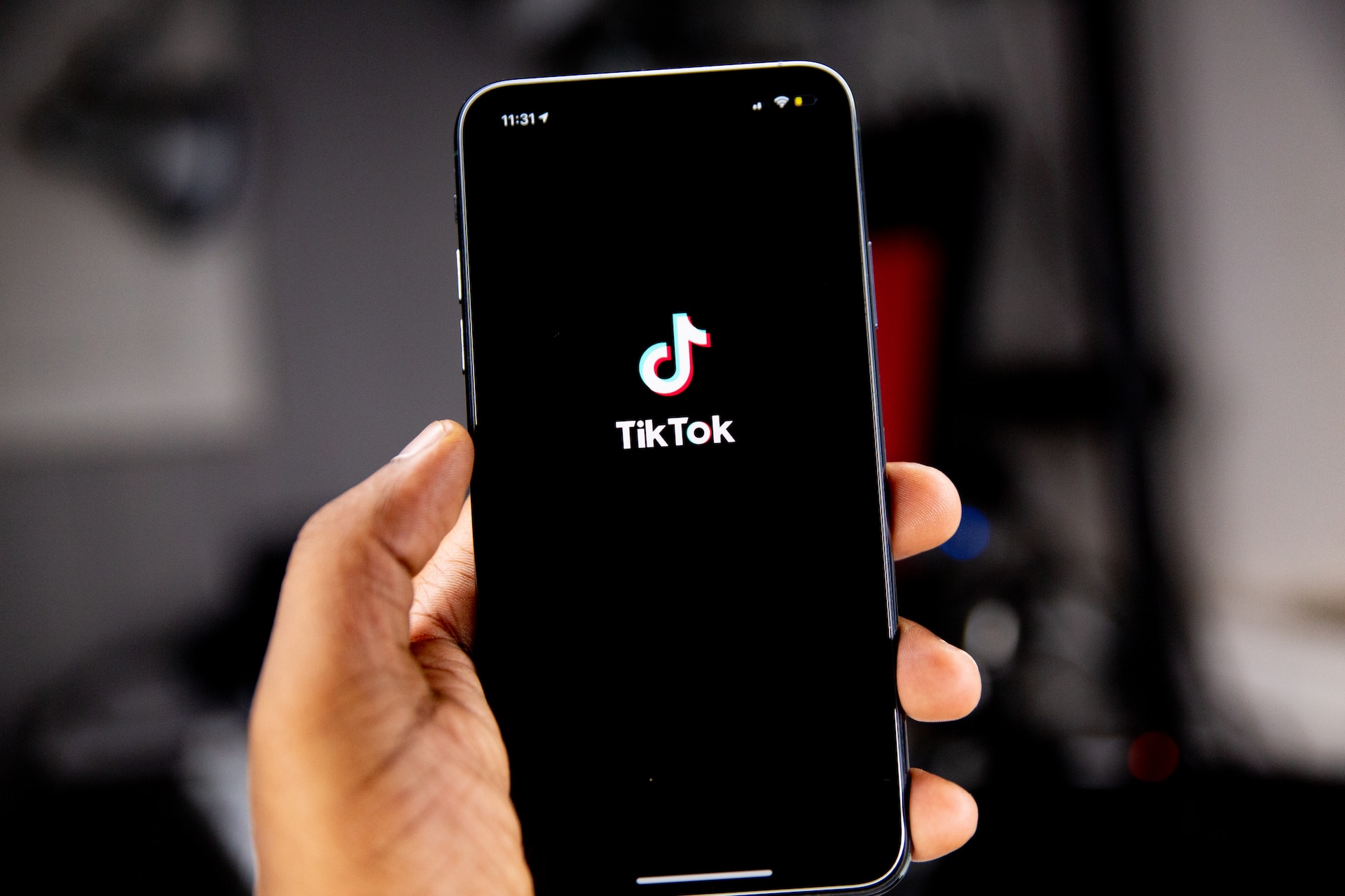 TikTok Luncurkan Fitur Spotlight untuk Rekomendasi dan Promosi Film hingga Serial Televisi