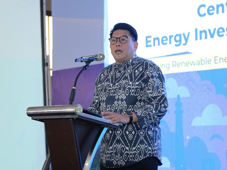 IESR Nilai WFH 1 Hari dan Transportasi Umum Ampuh Tekan Konsumsi BBM di Tengah Krisis Energi Global