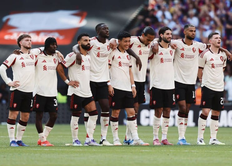 Rating Pemain Liverpool Pasca Kalah Adu Penalti Kontra Crystal Palace, Van Dijk Bapuk!