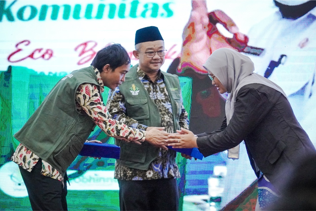 Raja Juli Antoni Ajak Perempuan Muda Nasyiatul Aisyiyah Berpartisipasi Sukseskan PTSL