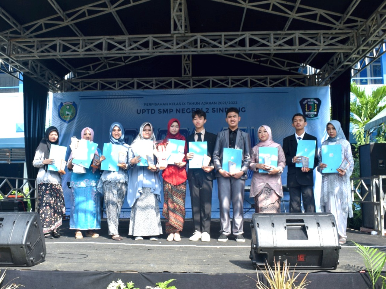 SMPN 2 Sindang Lepas 253 Lulusan