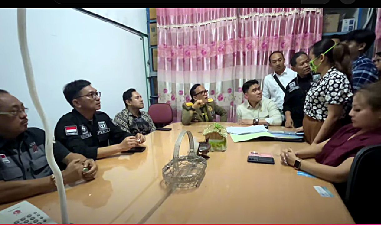 Noel Wamenaker Gak Mempan Hadapi Jan Hwa Diana Pemilik Sentoso Seal, Ijazah Mantan Karyawan Gagal Didapat