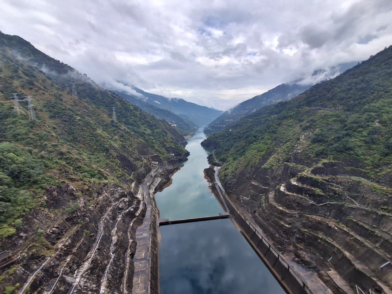 Harian Disway di China International Press Communication Center (CIPCC) (67): Pembangkit di Perut Gunung Jinlong