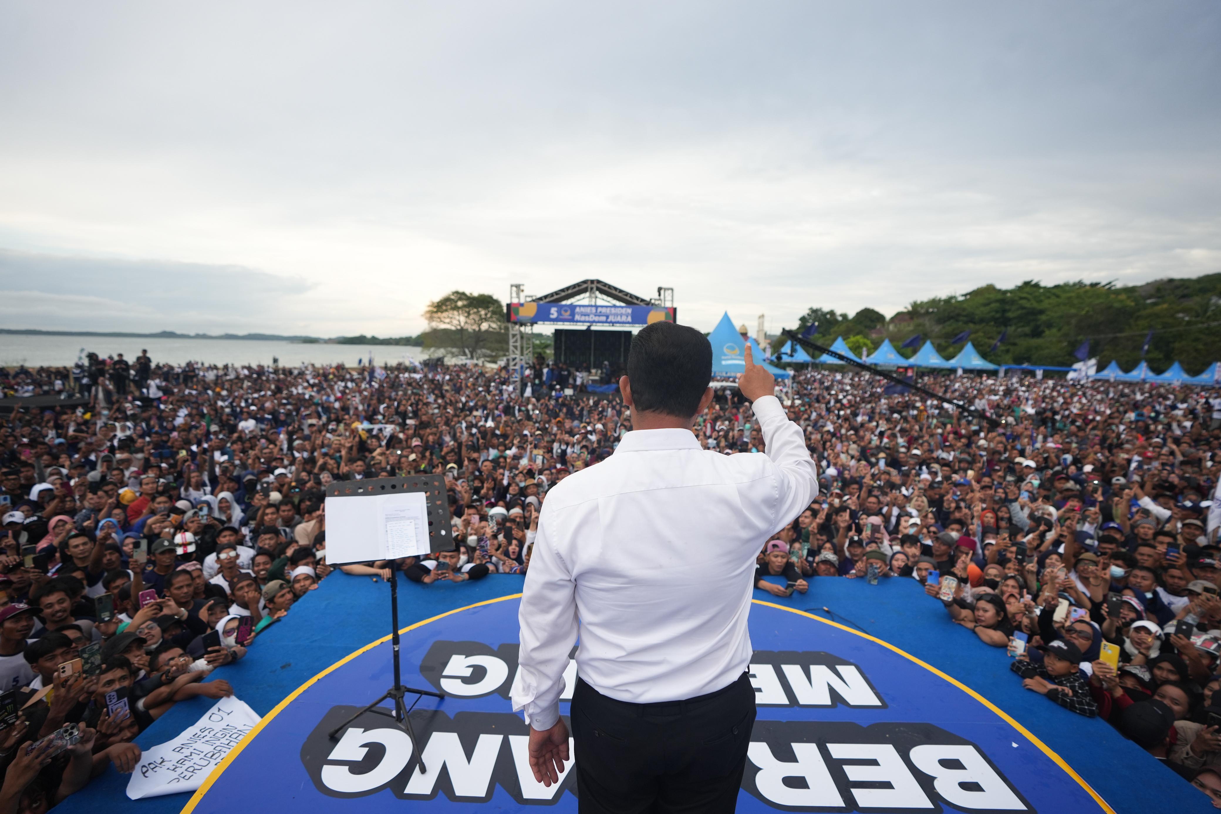 Kepada Simpatisan, Surya Paloh Pesan Ini: Jangan Ada Kata Menyerah untuk Perubahan!