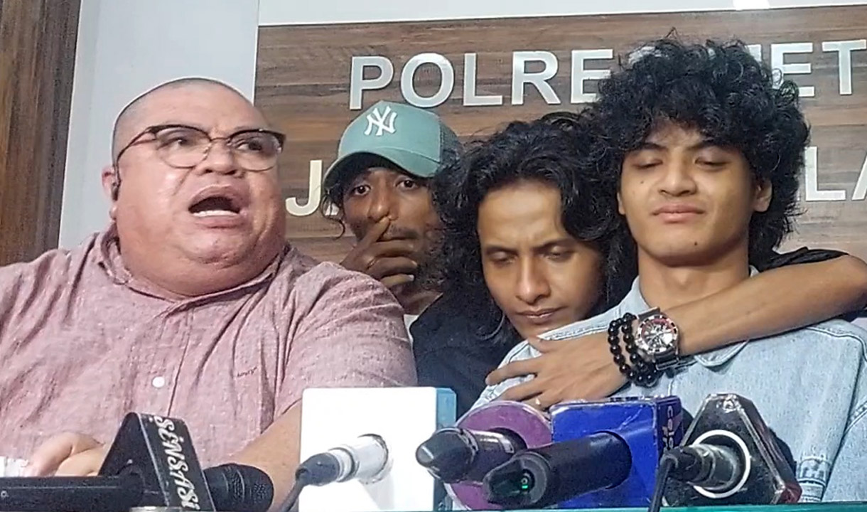 Razman Nasution Tantang Nikita Mirzani Datang ke Polres Jaksel Untuk Tendang Vadel Badjideh   