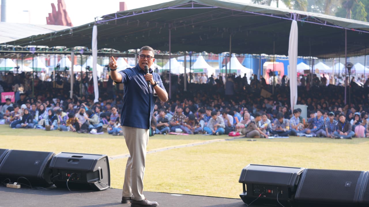 Dirut BSI Tantang Anak Muda: Jangan Habiskan Masa Muda, Own Your Future!