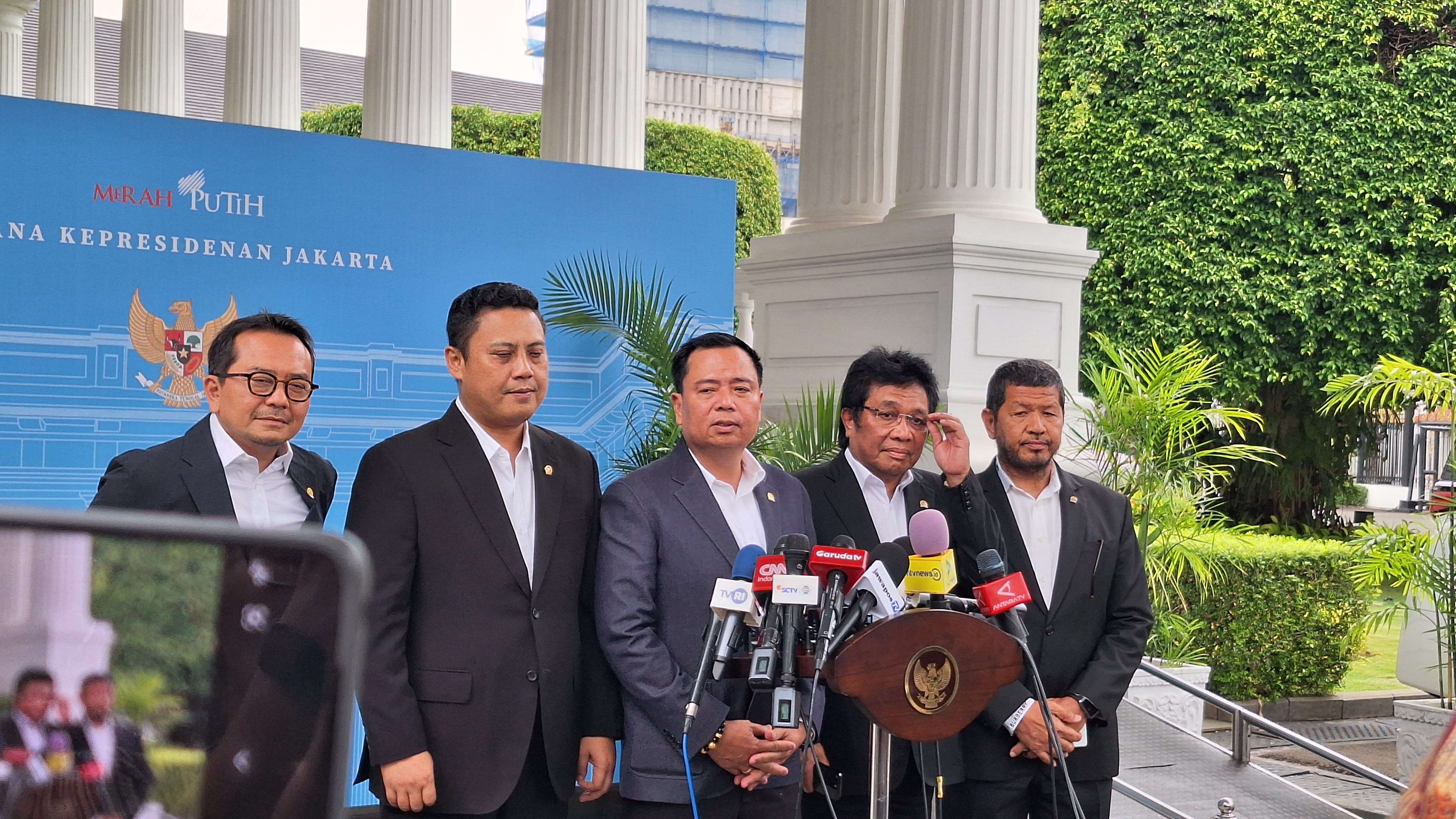 Truk ODOL Bikin Prabowo Geram, Minggu Depan Harus Beres! 