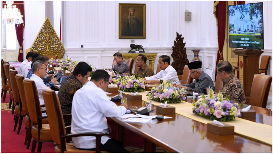Jokowi Gelar Rapat Terbatas Bahas Ketersediaan Pangan hingga Hilirisasi Pangan di Istana