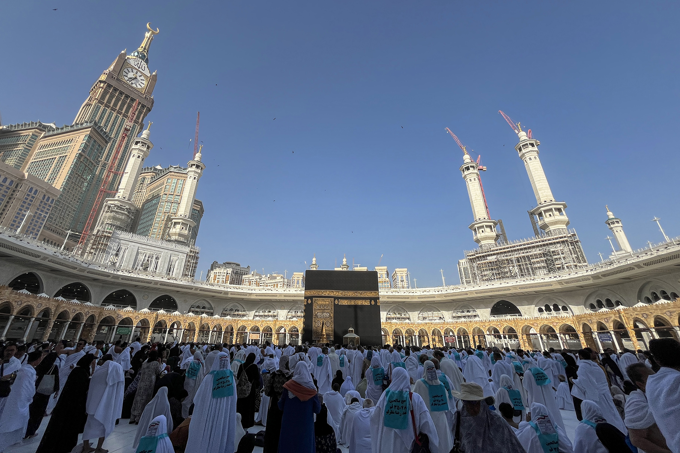 Ini 6 Larangan Bagi Jamaah Haji saat di Madinah dan Makkah