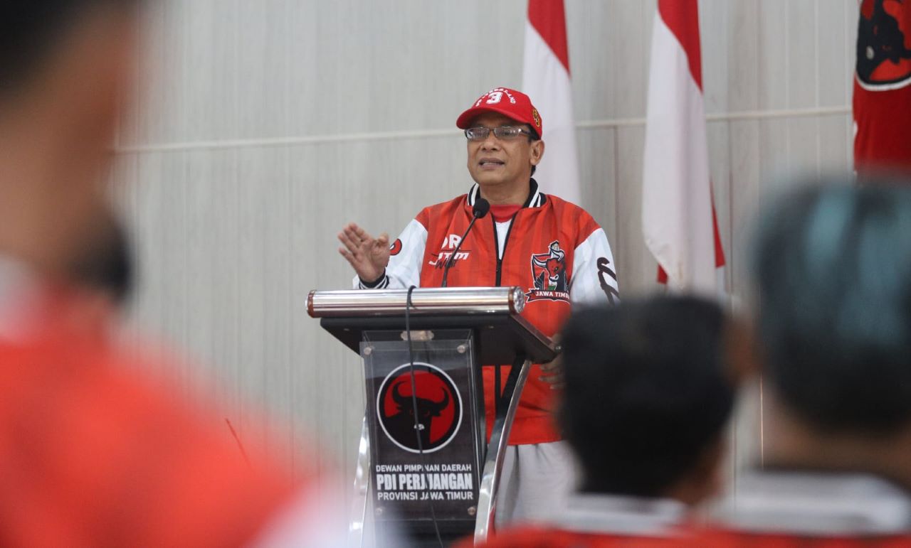 PDIP Jatim Lepas Kontingan Banteng Jatim U-17 ke Bali, Optimistis Bawa Pulang Piala