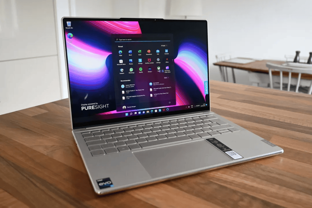 Lenovo Yoga Slim 9i: Laptop Mewah dengan Performa Andal