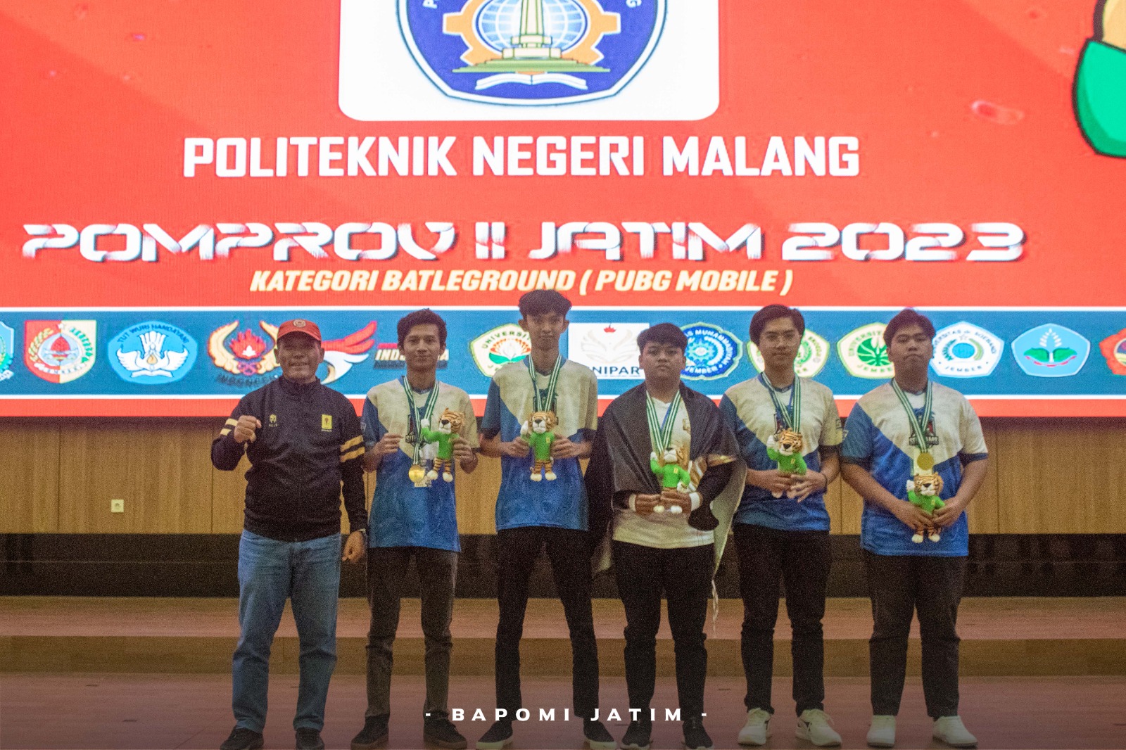 Kalahkan Ubaya dan UB, Polinema Malang Raih Medali Emas E-Sport PUBG