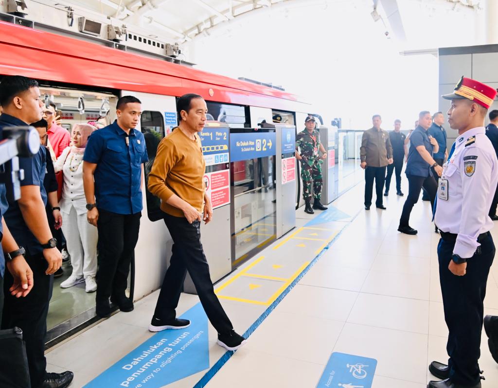 Penyebab LRT Jabodebek Diminta Ditunda Beroperasi oleh Presiden Jokowi